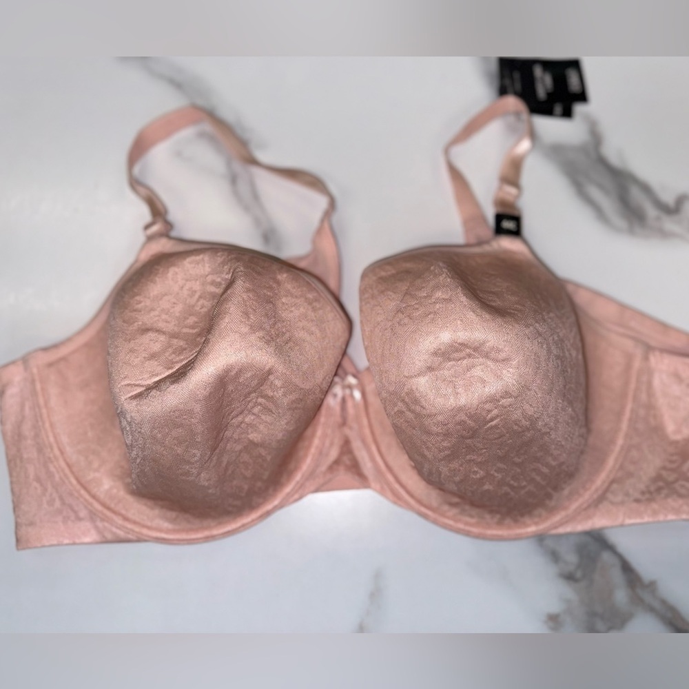 NWT Torrid (44C) Brand New Pink Lightly Lined T-Shirt Bra
